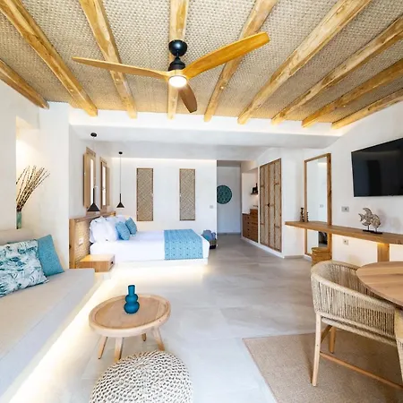 Opalia Hotel Perissa (Santorini)