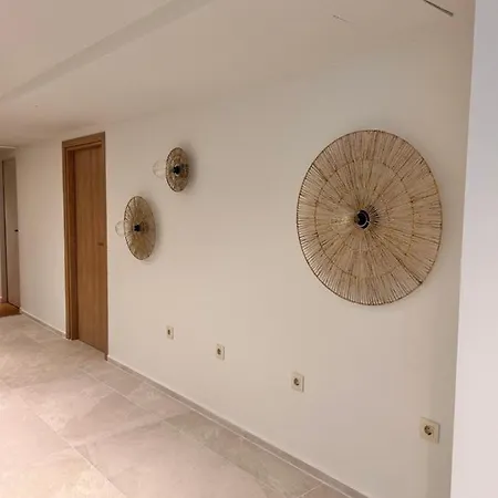 Opalia 4*