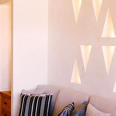 Opalia 4*