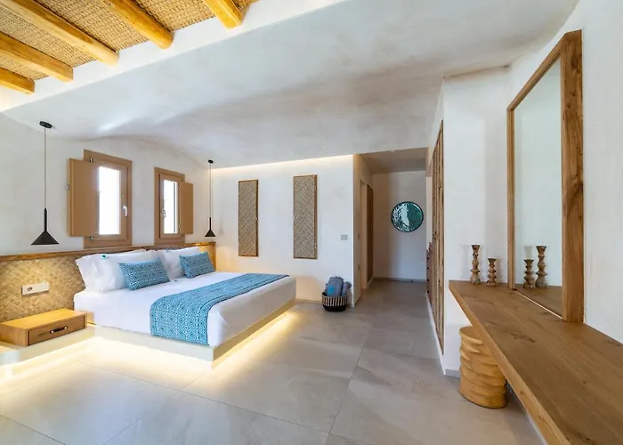 Opalia Perissa (Santorini)