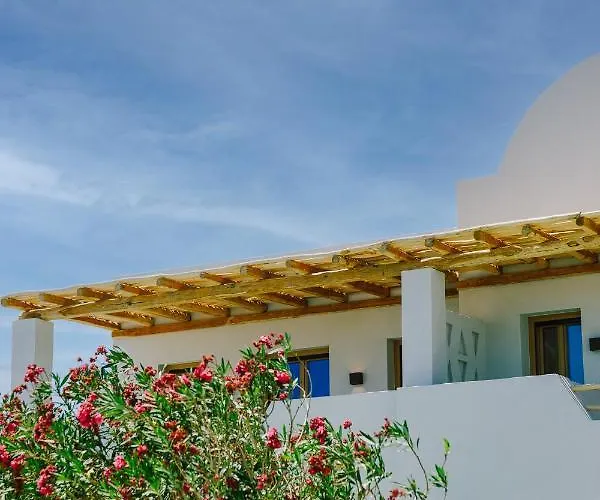 Opalia Hotel Perissa (Santorini)