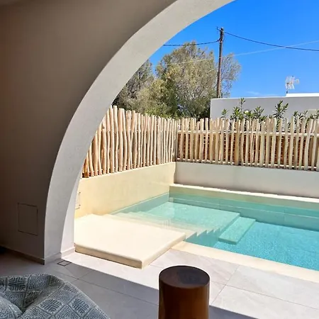 Opalia Hotel Perissa (Santorini)