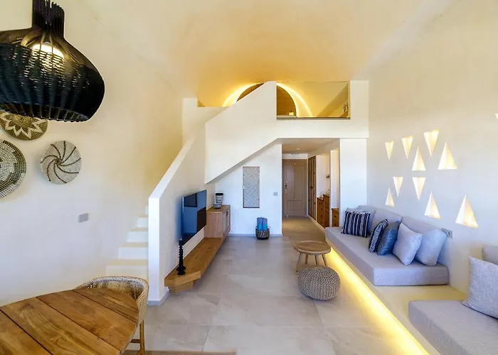 Opalia Perissa (Santorini)