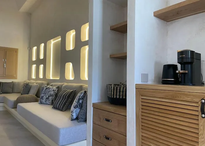 Opalia 4* Perissa (Santorini)